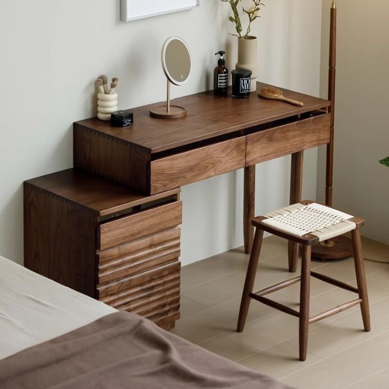 Brinel & Shade Extendable Dressing Table