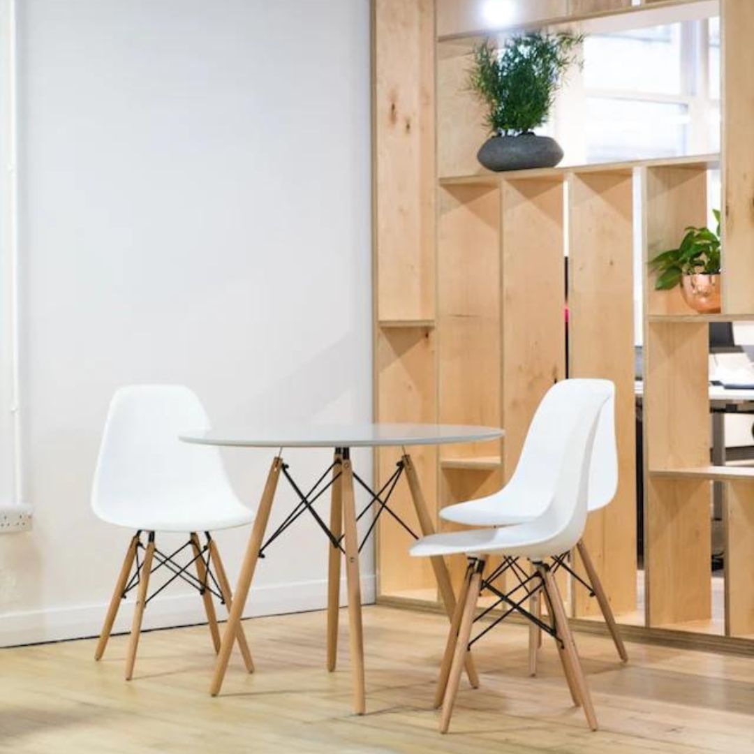 The Art of Decorating Solid Wood Furniture