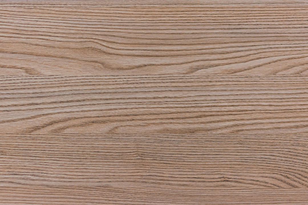 The big secret of solid wood furniture: What is the difference between large straight-jointed panels, solid wood veneer, and finger-jointed boards? What are the differences between the 3 production methods?