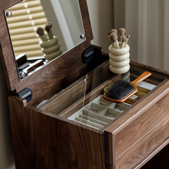 實惠梳妝台