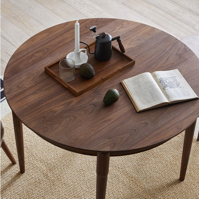 圓型餐枱